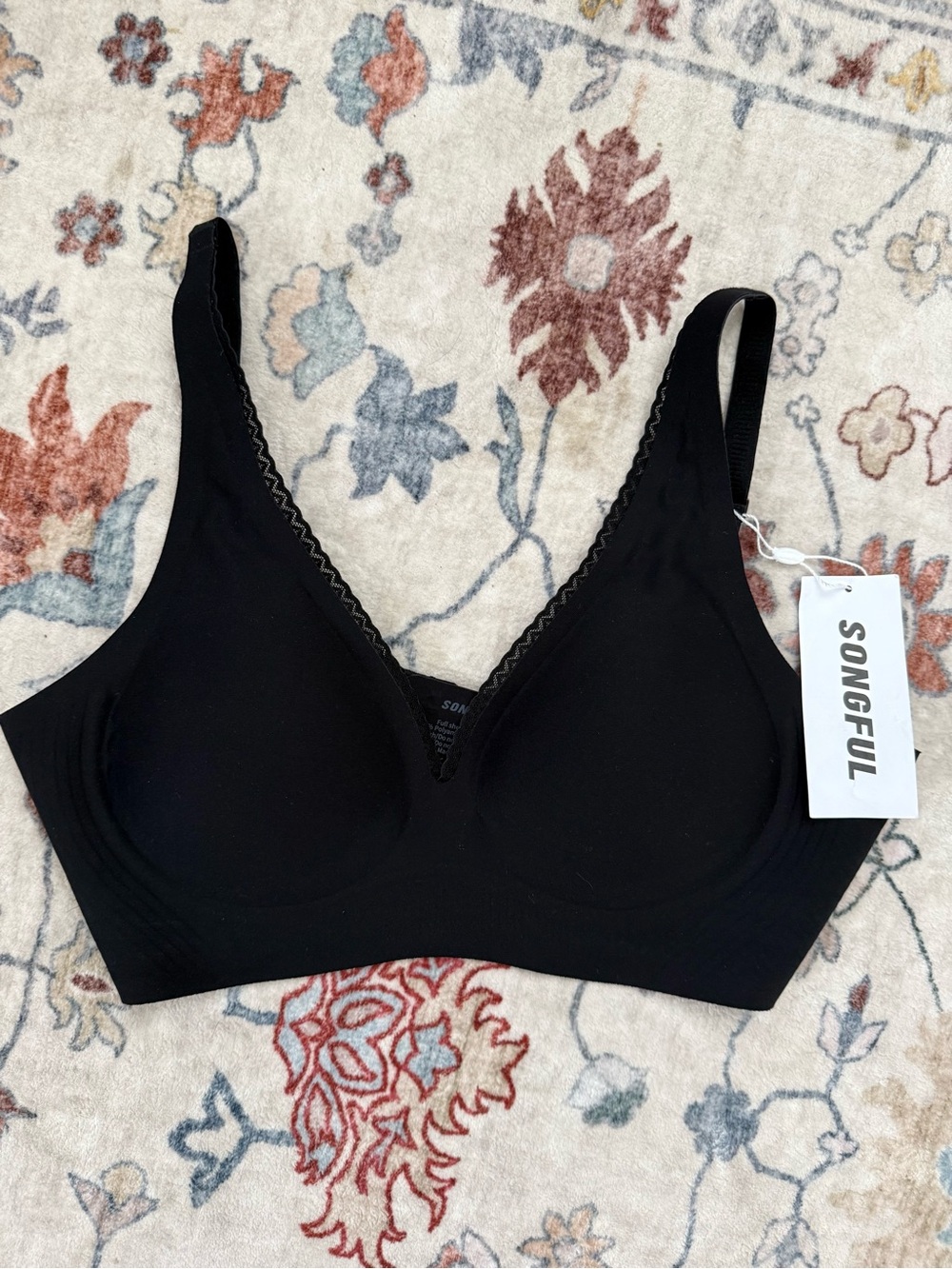 NWT Wireless Bra XL‎